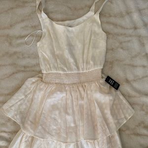 BRAND NEW EXPRESS DRESS WITH TAG